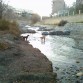 y descubrieron el rio y a bañarse y llegar a casa llenas de barro....