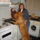 con mi mama x ayudarle a lavar los platos..jaj