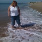 Aqui esta lucky mordiendo las olas