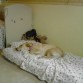 Blanquita duermiendo en un colchon alado de mi cama :)