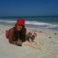 tomando un poco el sol con su mami 