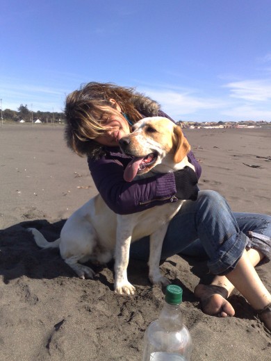 En playa de pichilemu chile con mi leche (labracocker) es bello, un pequeño regalo que me enviaron desde arriba... :) En playa de pichilemu chile con mi leche (labracocker) es bello, un pequeño regalo que me enviaron desde arriba... :)